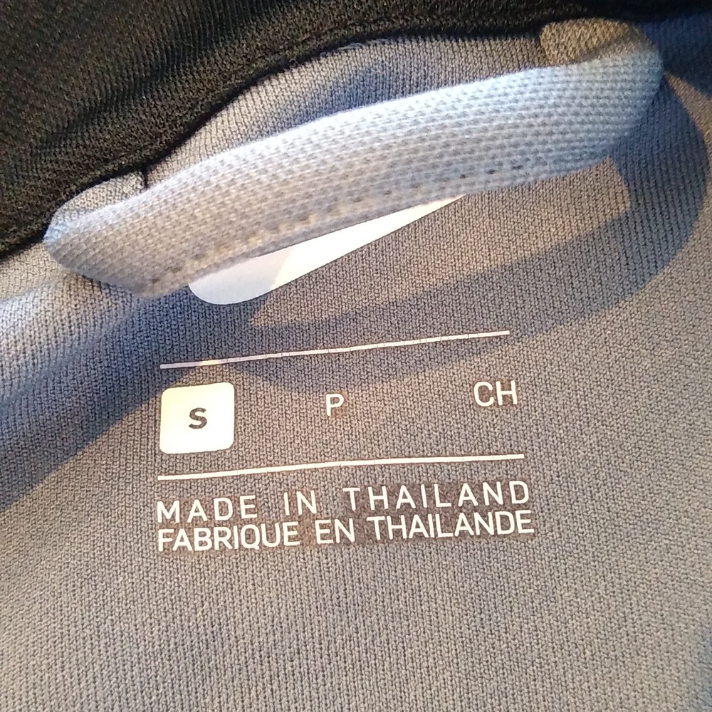 Nike Lightweight Performance Jacket - image 5